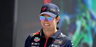Checo Pérez finalizó a poco más de medio segundo de Max Verstappen