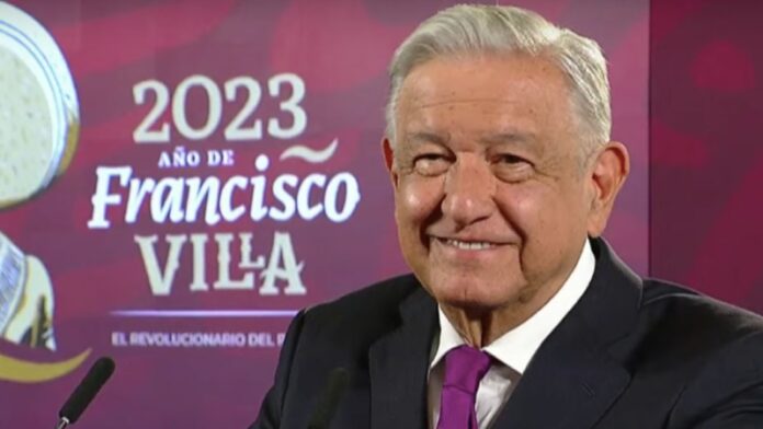 Es un rechazo por consigna, dice López Obrador sobre los cuestionamientos al contenido de los Libros de Texto Gratuito en México.