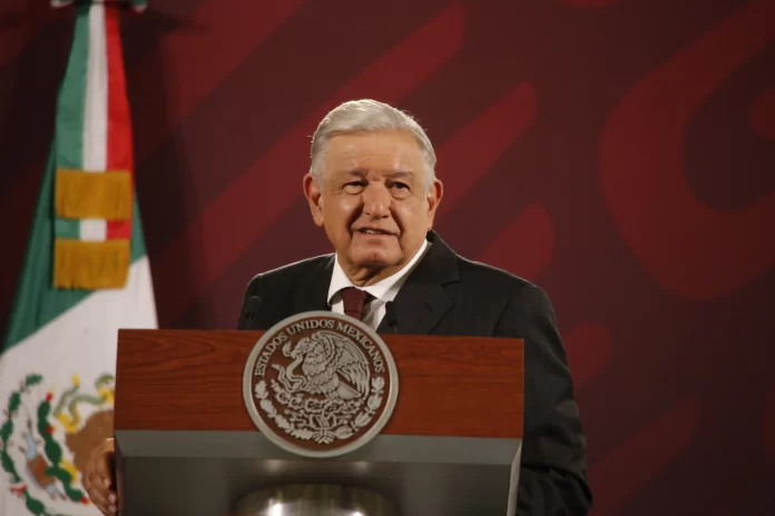 Si se hubieran realizado debates entre los seis precandidatos de ese partido sus adversarios los hubieran usado, dijo López Obrador.