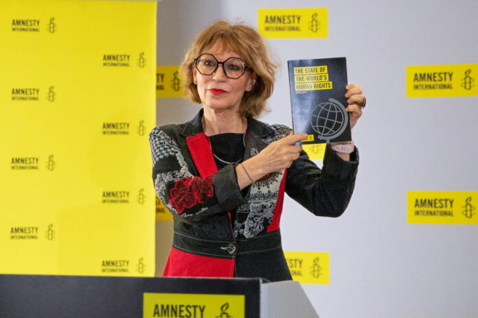 Informe de Amnistía Internacional enumera una serie de abusos y violaciones de derechos humanos de distintos países.