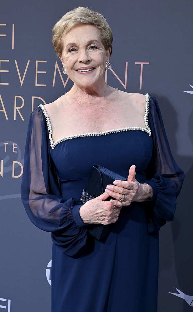 Julie Andrews Todos esperan un reencuentro con la reina Clarisse Renaldi en Genovia.