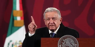 El presidente mexicano descarta que el móvil del suceso sea su labor profesional y vuelve a cargar contra los periodistas críticos con su gobierno, a los que llama “voceros del conservadurismo”