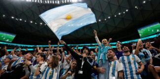 La definición de la Copa del Mundo ha desatado una locura entre los aficionados albicelestes, que se espera sean amplia mayoría el domingo en el Lusail