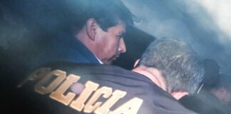 El magistrado aclaró que según el Código Procesal Penal si el fiscal requiere prisión preventiva, la detención preliminar se mantiene hasta la realización de la audiencia. El ex primer ministro continúa en la clandestinidad.