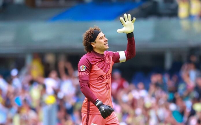 guillermo-ochoa Con 37 años, Guillermo Ochoa regresa al futbol del Viejo Continente, siendo uno de los jugadores mexicanos más longevos en emigrar