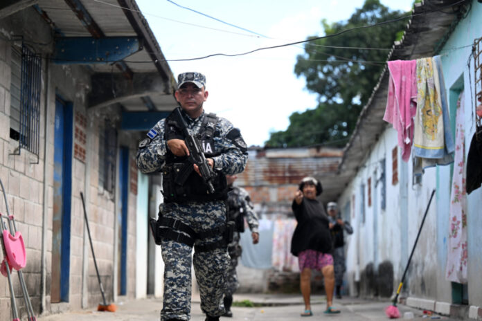 EL SALVADOR-CRIME-GANGS-ARMED FORCES