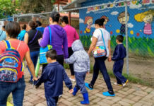 Hunden resultados de la prueba PISA 2025 al sistema educativo en México: 4 de cada 10 alumnos reprueban las tres áreas básicas