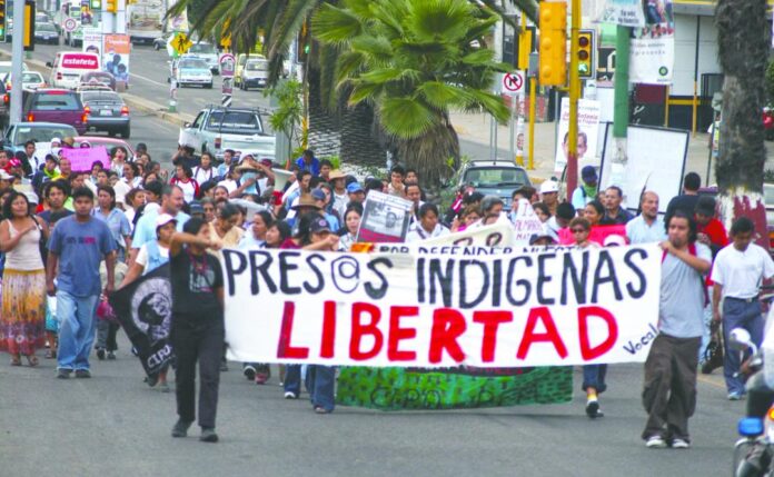 presos-indigenas Pueblos y comunidades indígenas en México enfrentan la falta de órganos jurisdiccionales disponibles y accesibles desde la ubicación geográfica de las comunidades y sus condiciones económicas.