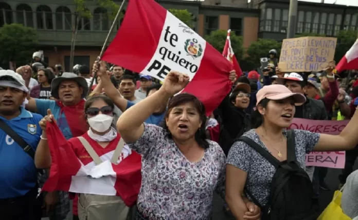 protestas-peru Las entidades de derechos humanos de las Naciones Unidas y del sistema interamericano expresan preocupación por un posible desbordamiento de la violencia y la represión en Perú, escenario de protestas por la destitución del ex presidente Pedro Castillo que han dejado al menos siete muertos.