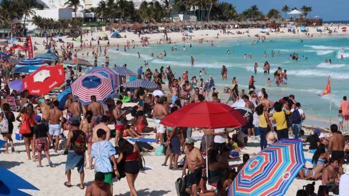 vacaciones El proyecto aprobado en comisiones establece que seis días se tomen de manera continua y que el resto se tenga que “convenir” con el patrón