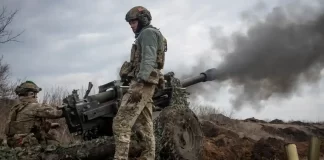 Las fuerzas rusas continúan intentando romper las defensas ucranianas con asaltos en varias áreas y bombardeos de artillería.