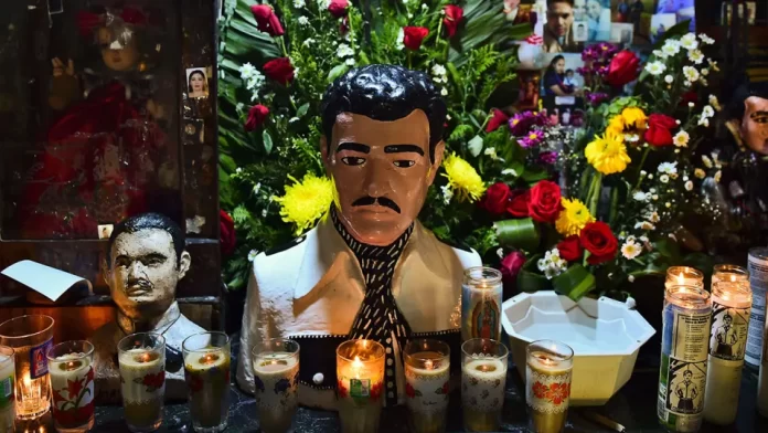 Conocido también como 