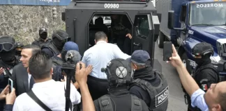 El fiscal Uriel Carmona Gándara es señalado por obstruir el caso del feminicidio de Ariadna Fernanda, una joven asesinada en la Ciudad de México y cuyo cuerpo sin vida fue hallado en el estado de Morelos