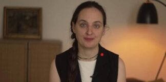 La periodista Elena Kostyuchenko, de Novaya Gazeta y Meduza, que cubría la invasión de Ucrania, en octubre de 2022 fue intoxicada en Múnich.