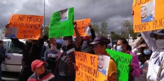 Familiares del preso Andrés Mabiel Ruiz Domínguez piden justicia por su muerte en el traslado del Cereso de Tenango al de Pachuca.
