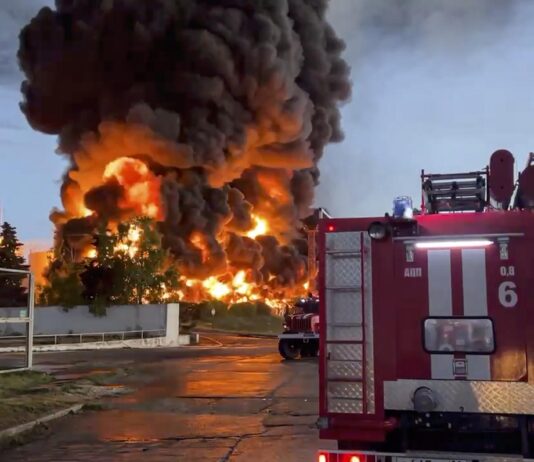 Ucrania ataca con misiles Sebastopol en la anexionada península de Crimea y Rusia vuelve a lanzar drones sobre Odesa.