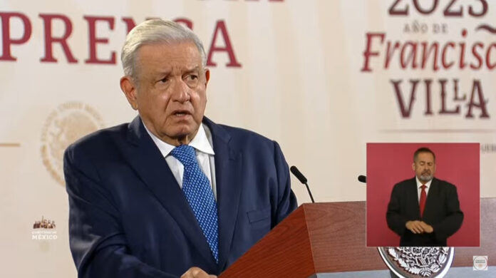 El día que se conmemora el 55 aniversario de la masacre en la Plaza de las Tres Culturas de Tlatelolco, López Obrador salió a la defensa del Ejército.