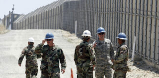 Las labores de construcción, que se llevarán a cabo en varias zonas del valle del Río Grande, incluirán la edificación tanto de barreras físicas como de vías para "prevenir la entrada" irregular de migrantes a territorio estadounidense