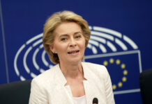 Bruselas urge a acordar la ayuda de 50.000 millones a Ucrania pero recuerda que "no es sólo tarea europea"