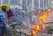Las fuerzas armadas patrullan la ciudad de tres millones de habitantes tras la impresionante ola de violencia que ha provocado la muerte de 15 personas por todo el país