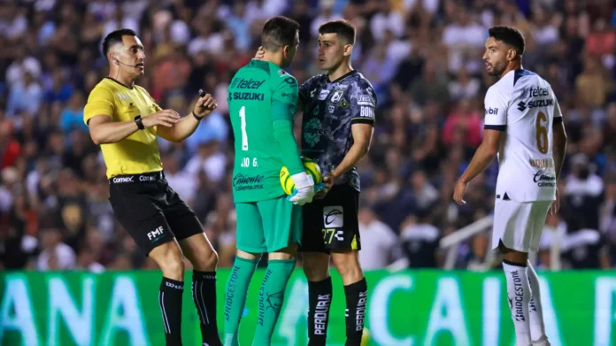 pumas vs gallos blancos
