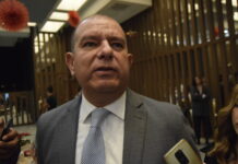 Irracional aumentar el gasto a servicios generales en 7 mil 300 mdp y sólo destinarle mil 500 mdp a infraestructura: Estrada Sotelo