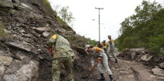 Permanecen incomunicadas 160 comunidades tras intensas lluvias y reportan 70 personas fallecidas