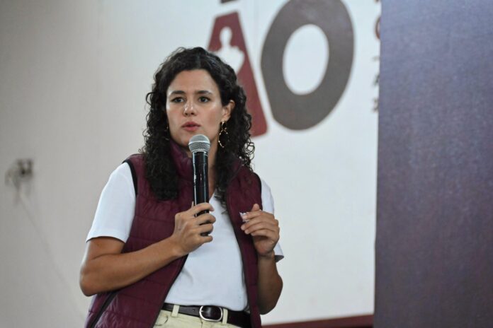 Luisa María Alcalde