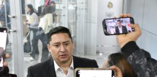 Alfredo Chávez denuncia «actitud beligerante» de Morena y advierte sobre riesgos a la seguridad en el Congreso