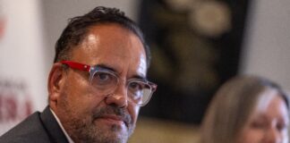 Defiende Juan Carlos Loera al IMSS ante críticas del PAN