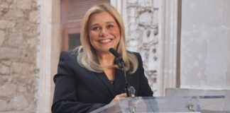Descalifica Maru Campos a Cruz Pérez Cuéllar por “abandonar» Ciudad Juárez; mientras su propio gabinete anda en las mismas