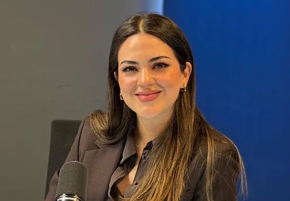 Andrea Chávez señala corrupción transexenal en el «huachicol fiscal» y advierte: «Que caiga quien deba caer»