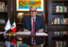 Rubén Rocha Moya vuelve a solicitar licencia tras 34 horas en el cargo