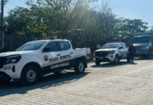 El éxodo silencioso en la costa de Michoacán: al menos 80 familias huyen de la guerra entre cárteles