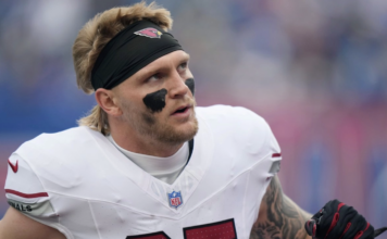 Escándalo en la NFL: Investigan a árbitro tras ser captado insultando a Trey McBride durante el juego Cardenales vs. Gigantes