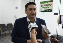 «Hay una gran simulación en el IMSS»: Alfredo Chávez califica de mentiroso y fabricar montajes a Zoé Robledo